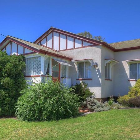 The Vines Motel & Cottages Stanthorpe Buitenkant foto