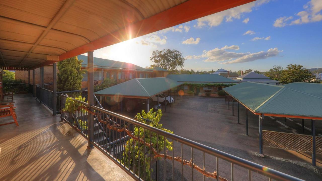 The Vines Motel & Cottages Stanthorpe Buitenkant foto