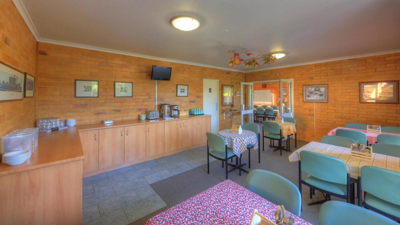 The Vines Motel & Cottages Stanthorpe Buitenkant foto